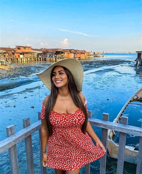 milf busty latina